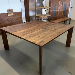 Esstisch SR1 Astiger Nussbaum Natur Geölt Äste Mit Zinn Ausgegossen Inklusive Querauszug