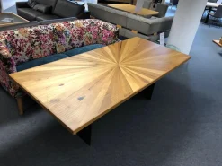 Esstisch Stella Eiche Massiv Antik Sternförmig Verleimt