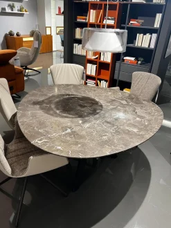 Esstisch Tripole 1540 Platte Kalkstein Oriental Brown Anthrazit Braun Gestell Mooreiche Massiv