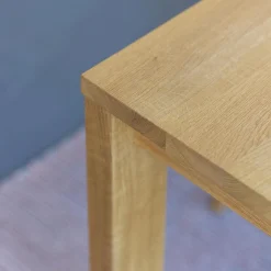 Esstisch Varus Knorrige Eiche Mit Harz Ausgegossen Gestell Stollenfüße Passend Ausziehbar Ohne Stühle Und Bank