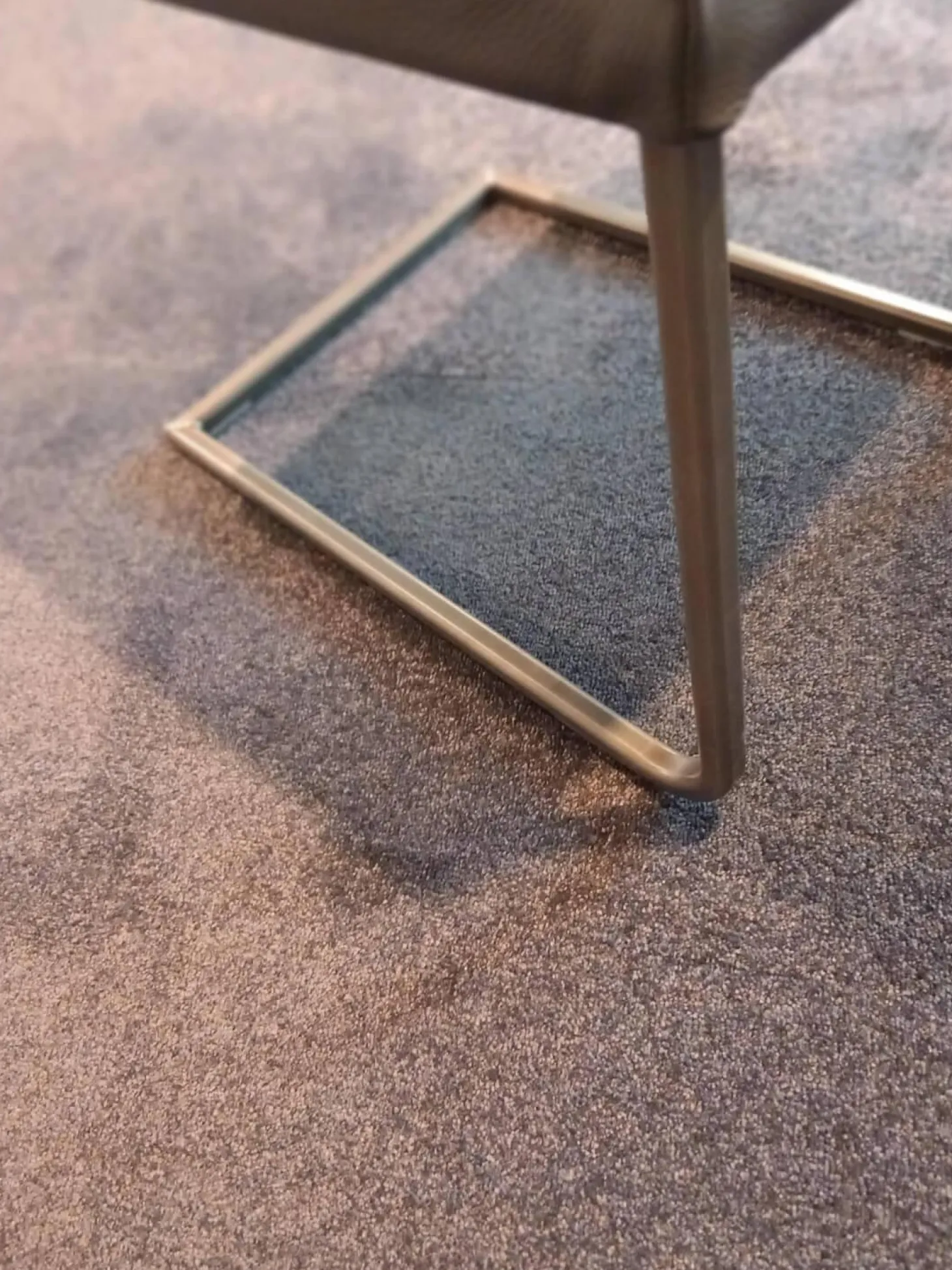 Freischwinger Katy 3 Leder Toledo Braun Gestell Edelstahl Gebürstet