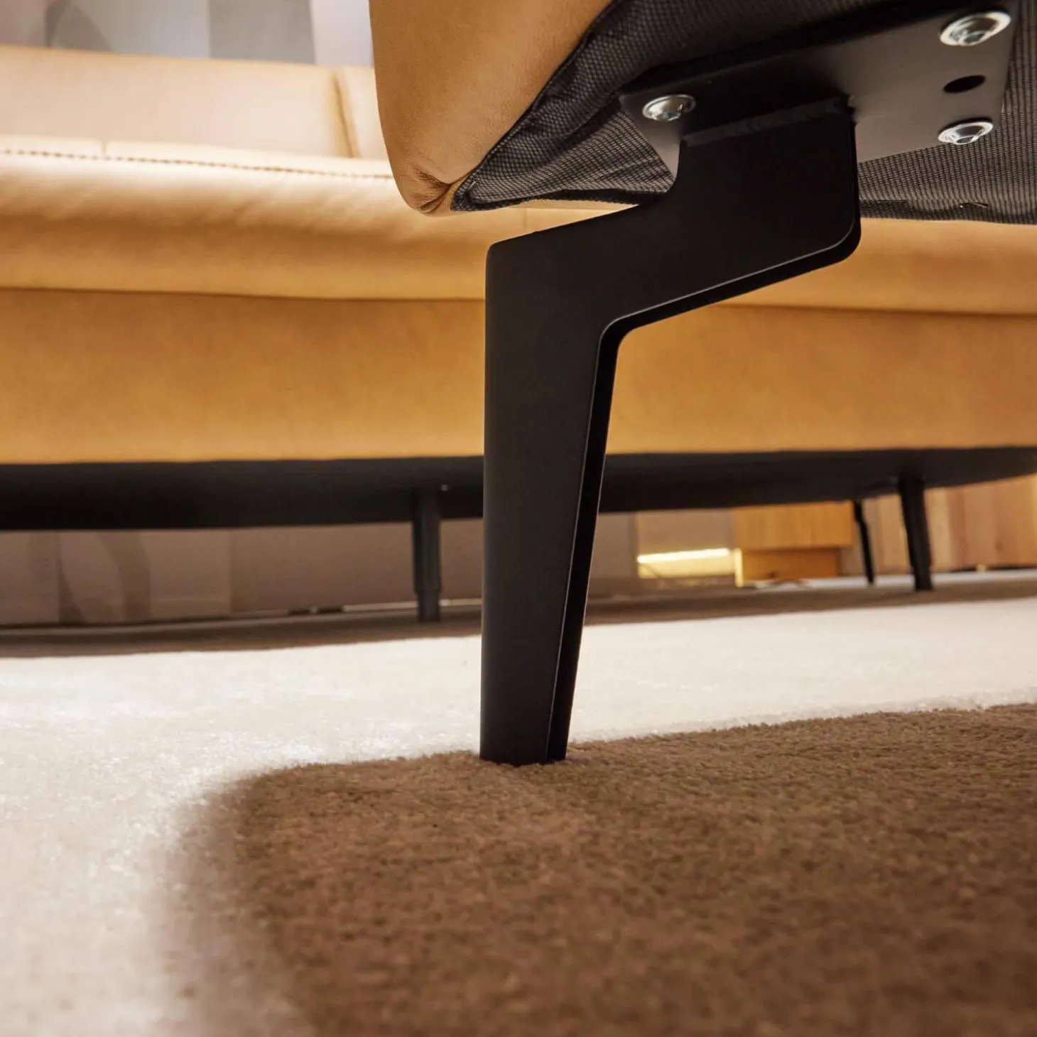 Funktionseckgarnitur 4057 IL Leder Vivre Honey VZ Metallfuß Schwarz Mit Hocker