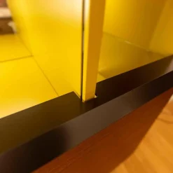 Gallery Low Cupboard Außen Holzfarbe W20 Mongoi Innen Giallo Mustard Rückwand Spiegel Mit Beleuchtun