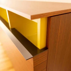 Gallery Low Cupboard Außen Holzfarbe W20 Mongoi Innen Giallo Mustard Rückwand Spiegel Mit Beleuchtun
