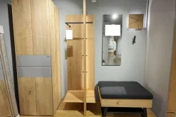 Garderobe 6004 Kerneiche Massiv Natur Gebürstet Braun Riffholzapplikationen Absatz Naturgraues Mattglas Sitzbank Stoff 30/97