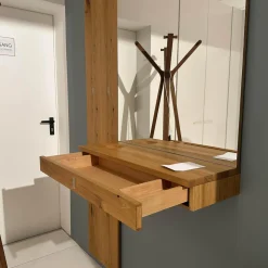 Garderobe Cubus Eiche Wild Naturöl Sitzauflage Leder Mittelgrau