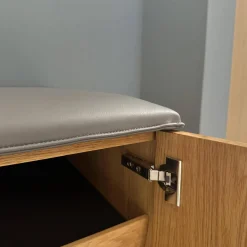 Garderobe Cubus Eiche Wild Naturöl Sitzauflage Leder Mittelgrau