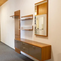 Garderobe Kira 24728 Nussbaum Nova Lack Terra Hochglanz Grau Griffe Metall