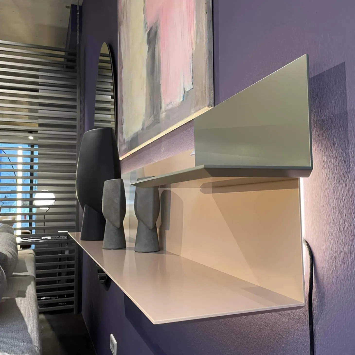 Garderobenlösung Lilu Winkelregal Lack Rosenquarz Winkelregal Lack Manor Spiegel mit Beleuchtung