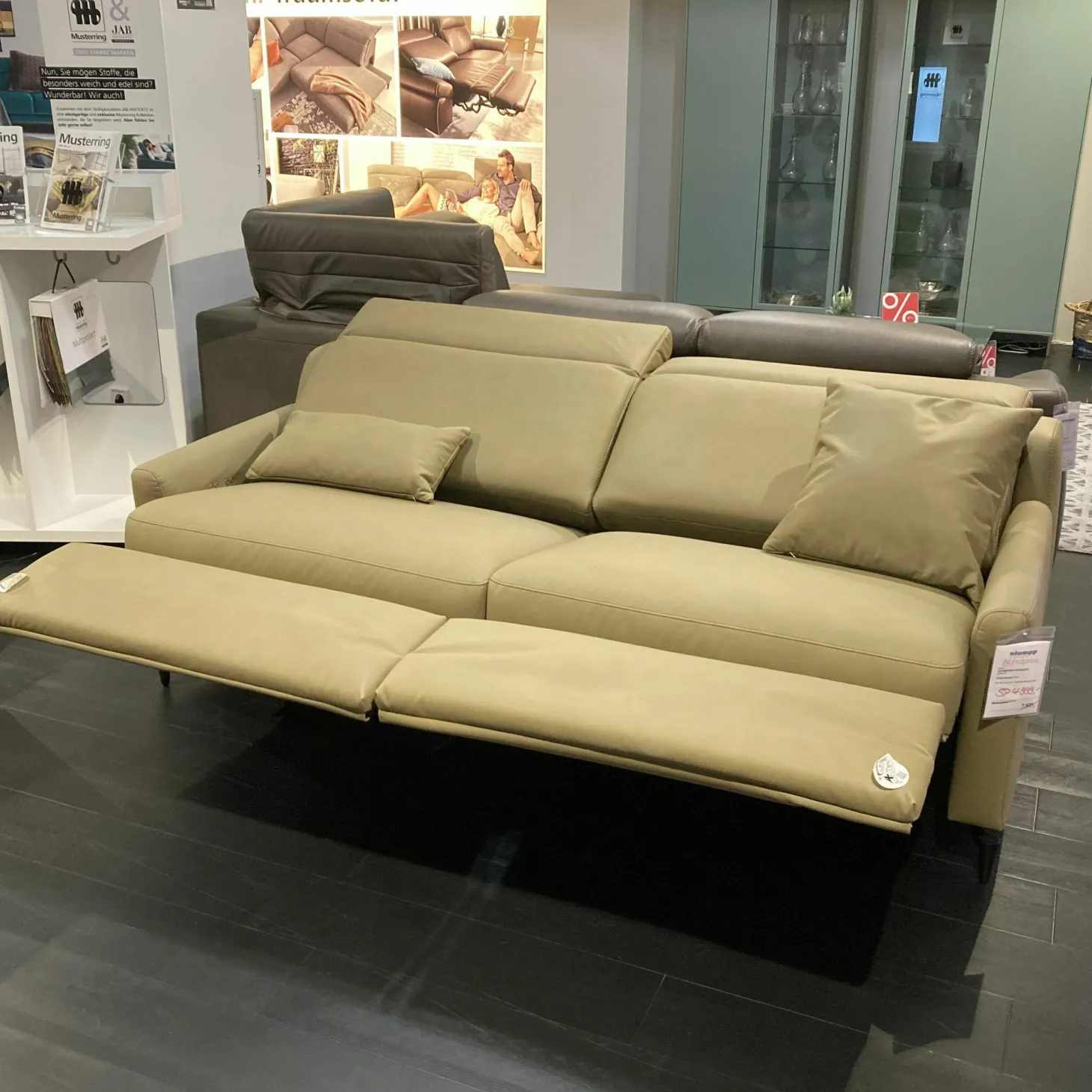 Garnitur MR9120 Stoff Lario Olive Grün Füße Stahl Schwarz Matt 2 Sofas