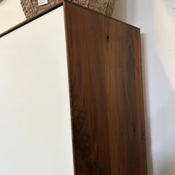 Geschirrschrank Farn Korpus Astiger Nussbaum Natur Geölt Glas 9010 Weiß Matt