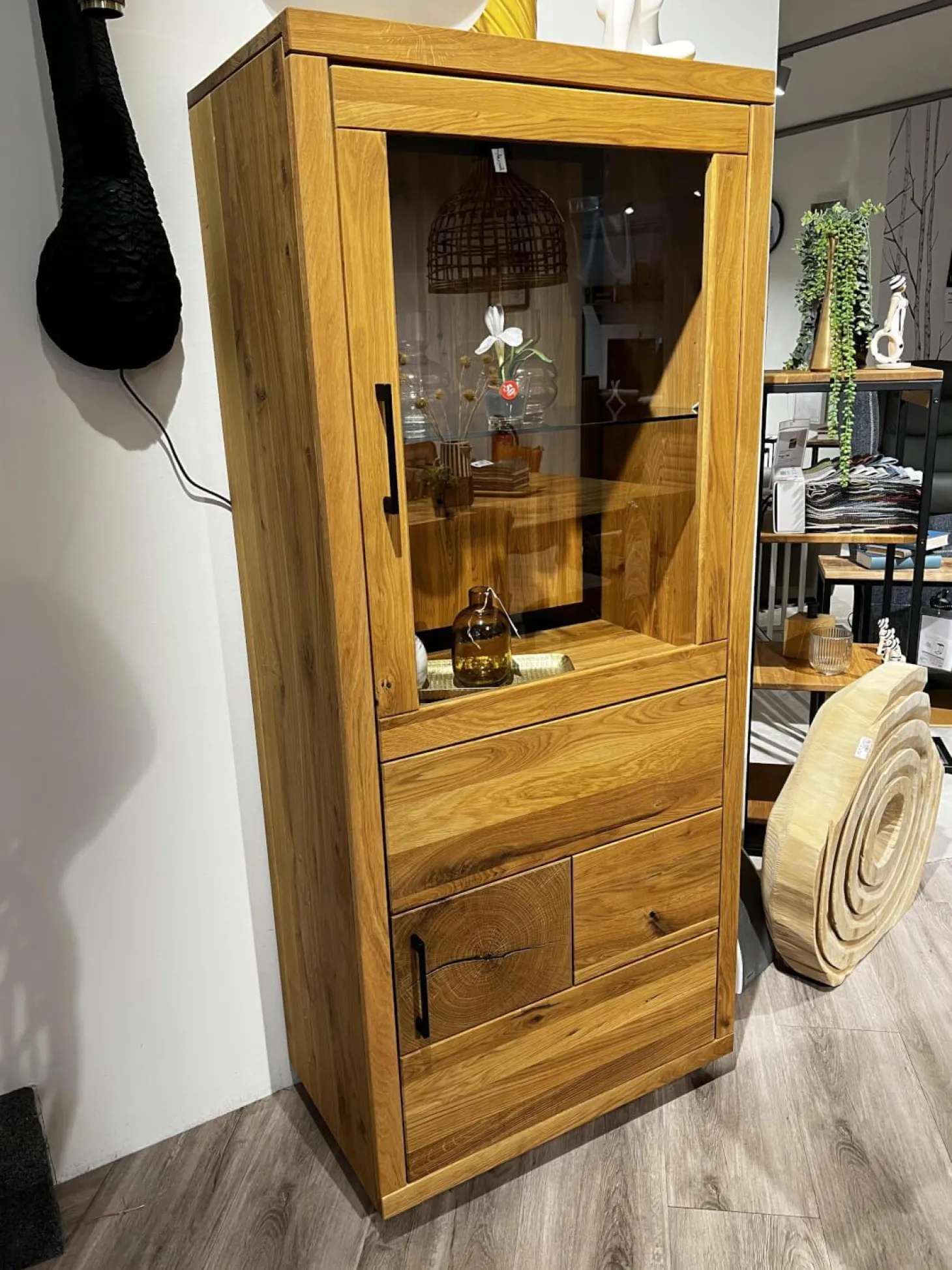 Highboard Hartford Eiche Natur Geölt Rückwand Massiv Sandgestrahlt Mit Hirnholz Inklusive Beleuchtung