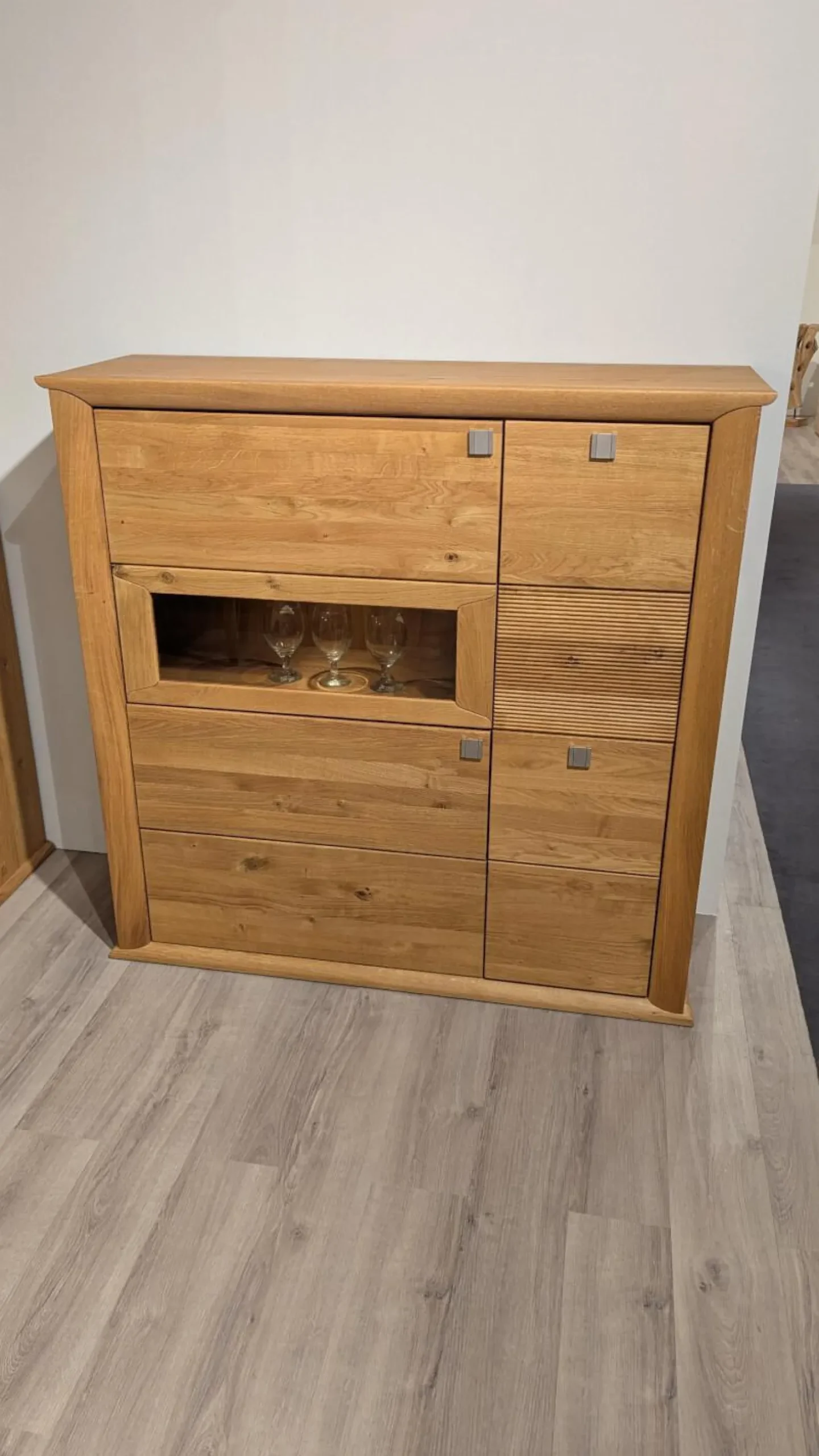 Highboard K2 Wildeiche Geölt Inklusive Beleuchtung Und Flaschenhalterung