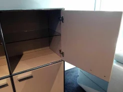 Highboard MLQE Beige Seidenmatt mit 4 Glas-Fachböden und Stahlror-System Verchromt