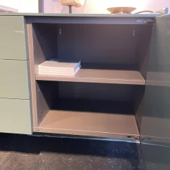 Hängesideboard LT40 Lack Ruta 231 Grün mit Schubkästen und Türen