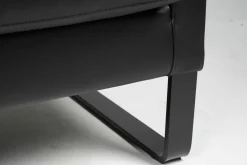 Hochlehnsessel Santos Leder Wildanilin L 7360 B Cat. 12 Schwarz Gestell Kufen schwarz