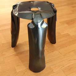 Hocker Plopp Rostfreier Stahl Cosmic Blue Schwarz