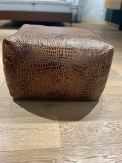 Hockerkissen Ming Leder Aligator Mocca Braun Mit Plaids