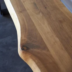 Holzbank Nussbaum Gestell Metall Schwarz