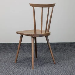 Holzstuhl W 1960 Nussbaum