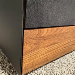 Home-Entertainment Raumteilerkorpus Mit TV-Säule Abdeckplatte Farbglas Schwarz Matt Nussbaum Natur Geölt