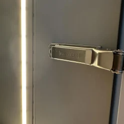 Kleiderschrank Collect Außen Lack Greige M08 Matt Weiß Grau Innen Lack Muschel M23 Matt Beige Grau Mit Beleuchtung