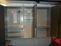 Kleiderschrank Collect Lack Silbergrau Metallic Korpus Lack Muschel