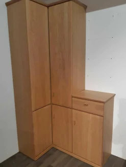 Kleiderschrank Lando Eiche Sand Türen Massiv Korpus Furniert