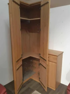 Kleiderschrank Lando Eiche Sand Türen Massiv Korpus Furniert