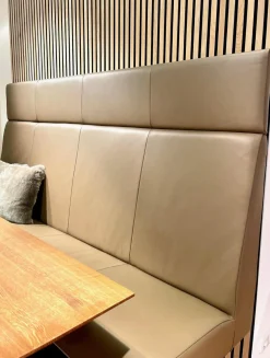 Komfort Bankteil Wandhängend Leder Terra Beige Mit Abnehmbarem Kopfteil
