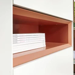 Kommode Cube Light Spanplatte Mattlack Schneeweiß Guave Abdeckplatte Glas