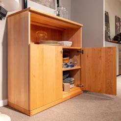 Kommode Cubus Holz Erle Massiv mit 2 Türen