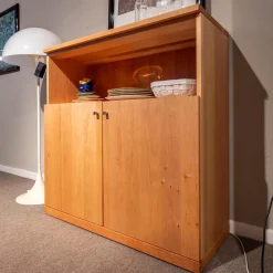 Kommode Cubus Holz Erle Massiv mit 2 Türen