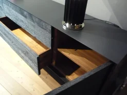 Kommode Rialto Fly Eiche Vulcano Korpus Innen Nussbaum Geölt