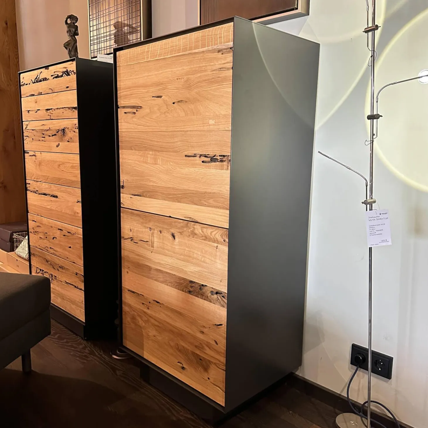 Kommode Rialto Front Briccola Pfahlholz Aus Venedig Korpus Eisen Lackiert Mit 2 Türen