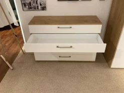 Kommode Studioline Lack Weiß Abdeckplatten Balkeneiche