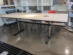 Konferenztisch Kitos M Meeting HPL Fenix Weiß