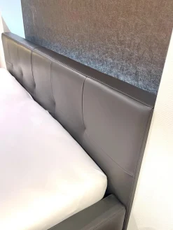 Lederbett KT10 Rindnappaleder Asphalt Anthrazit ohne Lattenrost ohne Matratze