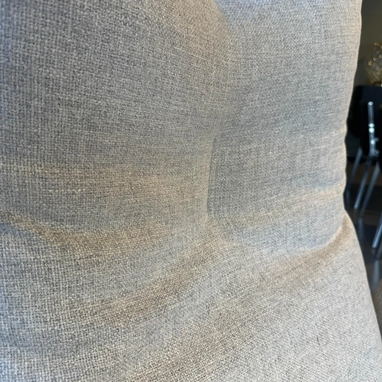 Loungesessel Cordia Korpus Leder 423 Schwarz Sitz Stoff 8300 Lichtgrau Grau Gestell F05 Schwarz Mit Hocker