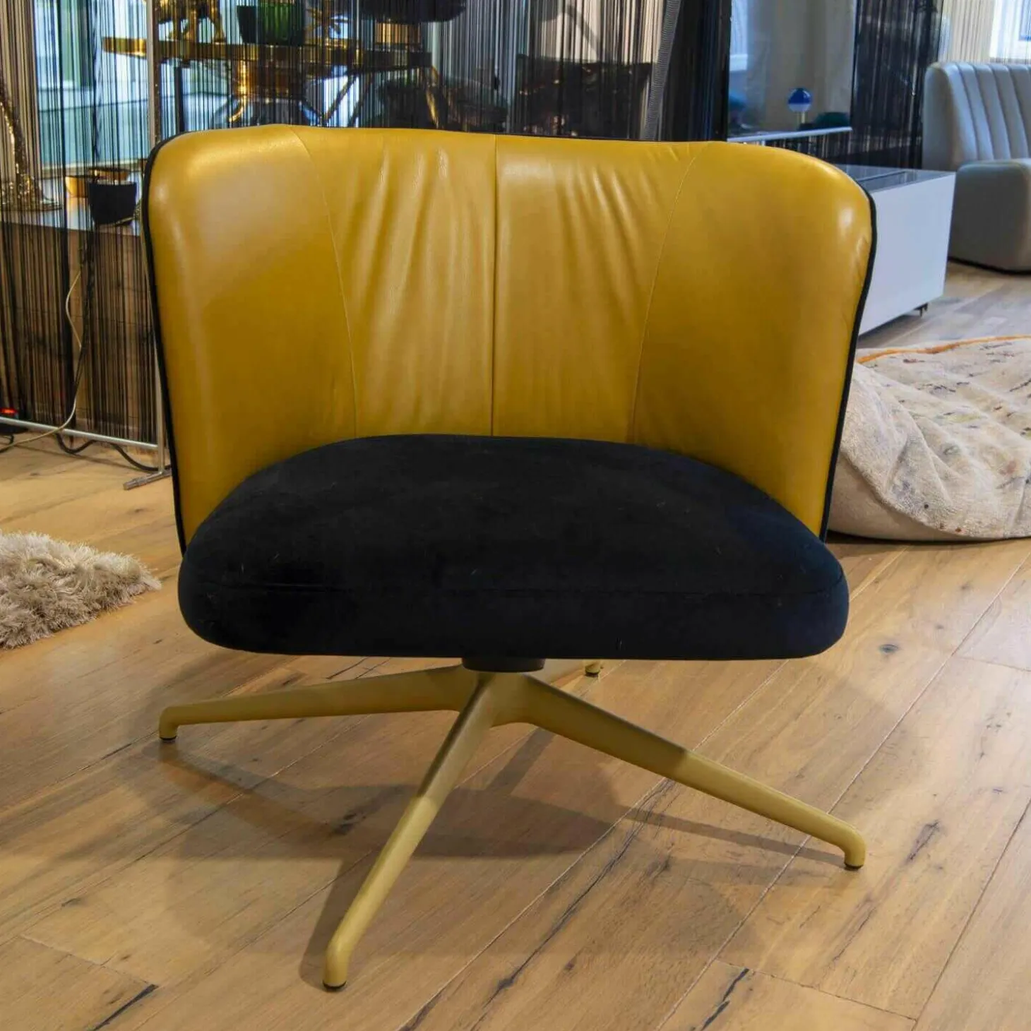 Loungesessel Gaia Casual Lounge Schwarzer Velour Leder Gelb