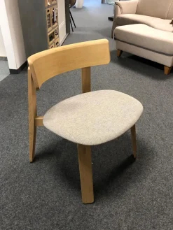 Lounge-Stuhl Nora Eiche Massiv Weiß Geölt Stoff Main Line Flax Archway