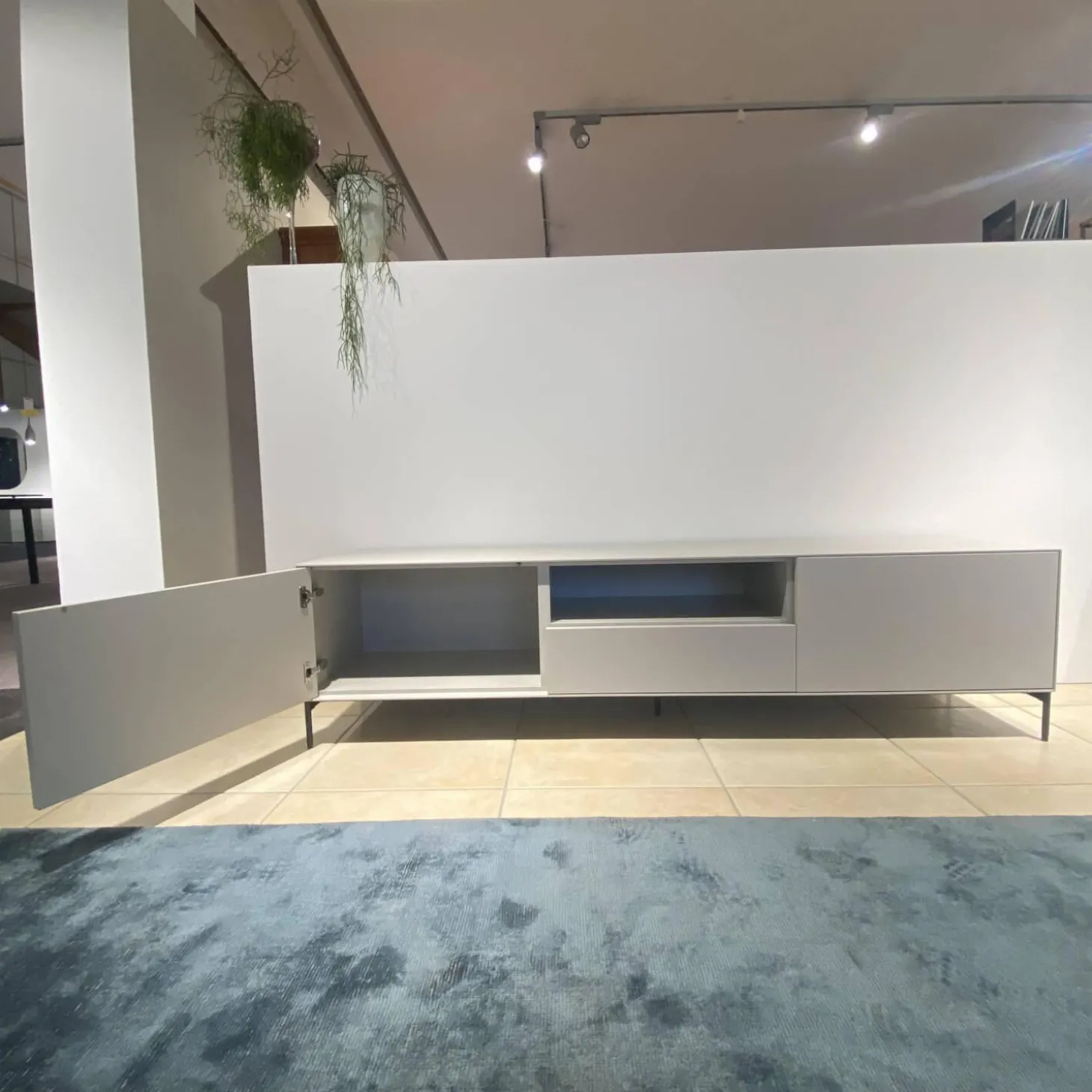 Lowboard Lauki Lack Graphit Hellgrau Beine Metall Schwarz