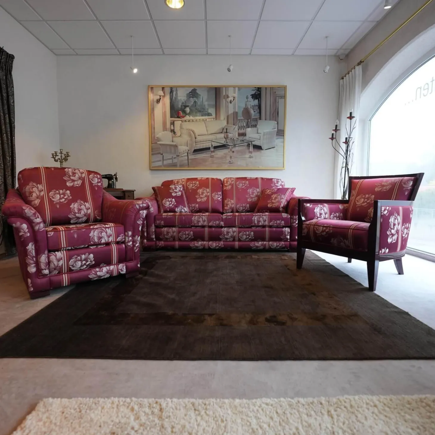 Modell Lara Sofa 2,5 sitzig, Sessel, Beistellsessel Modell Broadway Bezug grauviolett florence 1026 115 Keder Dinamica 112 Massivholfüße lackiert