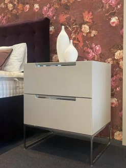 Nachttisch Mell Mattlack M17 Sand Beige Weiß Gestell Chrom Mit 2 Schubladen