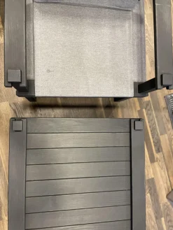 Outdoor Sessel Farmer Stoff Mittelgrau Gestell Und Füße Massivholz Schwarz Geölt Mit Hocker