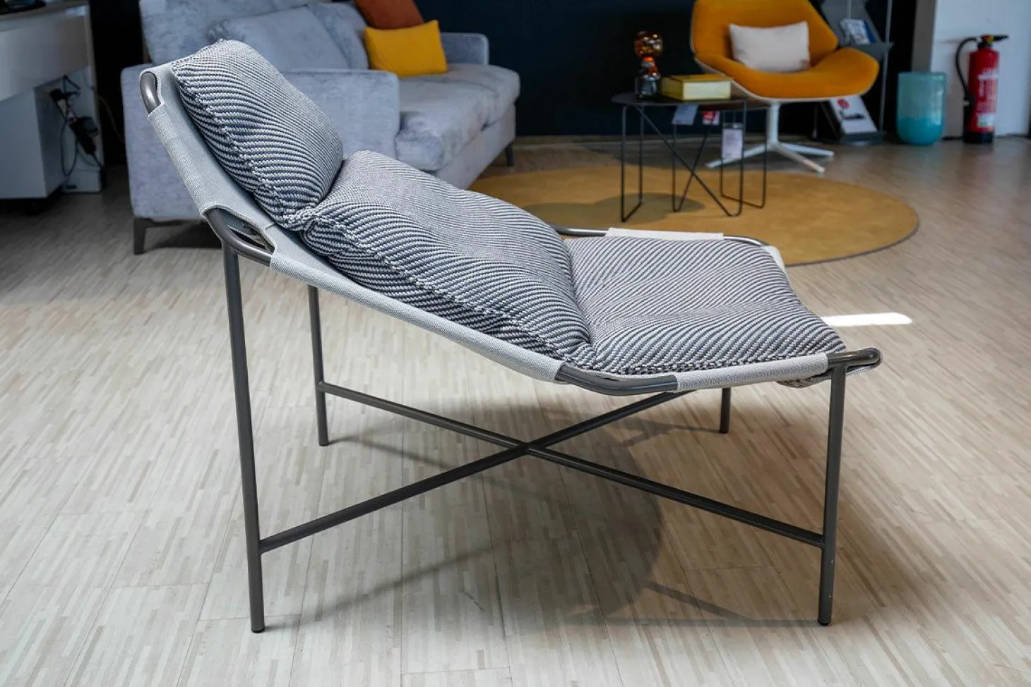 Outdoor-Sessel Jackout Stoff 20 462 Graublau Gestell Metall Anthrazit Pulverbeschichtet Inklusive Hocker