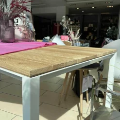 Outdoortisch S600 Akazie Roh Gebürstet Gestell Edelstahl Grauweiß Pulverbeschichtet