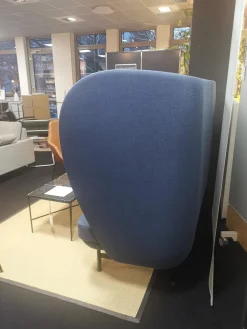 Plenum Zweisitzer Sofa Stoff Capture 6001 Blau Gestell Anthrazit