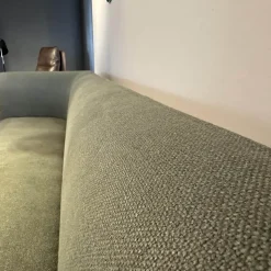 Polsterbank Mell 11243 Stoff 8303 Schilfgrün Metallgestell Schwarz Pulverbeschichtet Inklusive Kunststoffgleiter