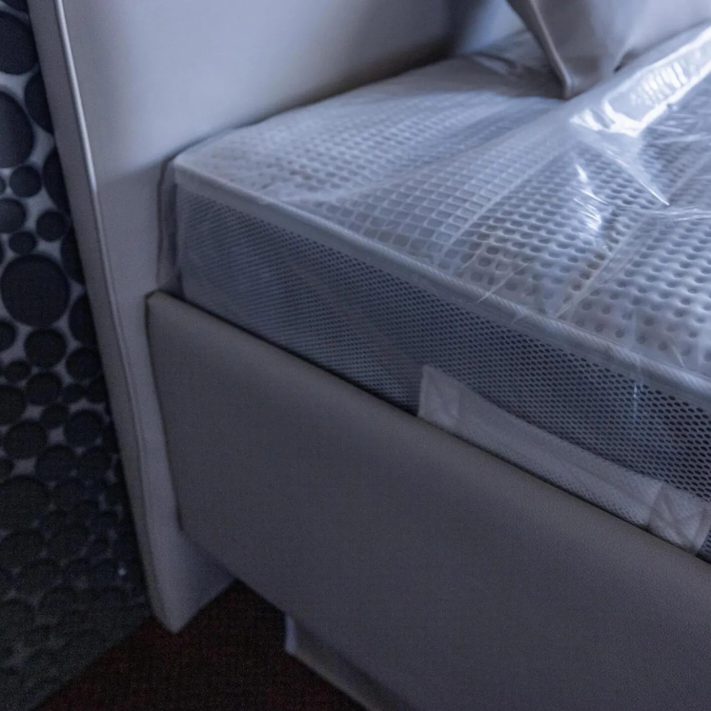 Polsterbett Composium Bezug Lederoptik Sand Grau Mit Matratze Und Kissen